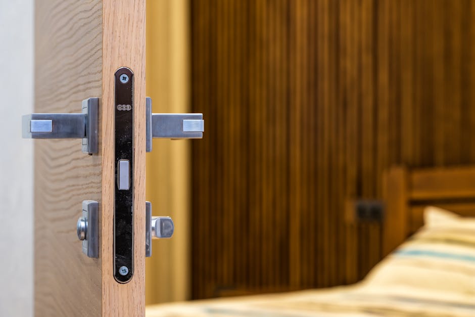 Modern secure door handle and locking mechanism